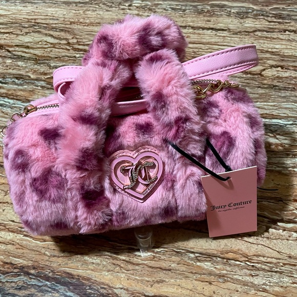 Juicy Couture - Picture 9 of 13